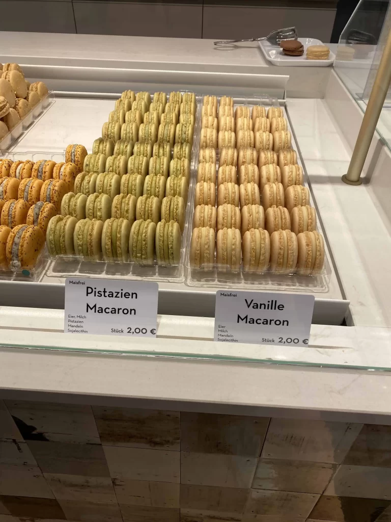 Isabellas macaroons