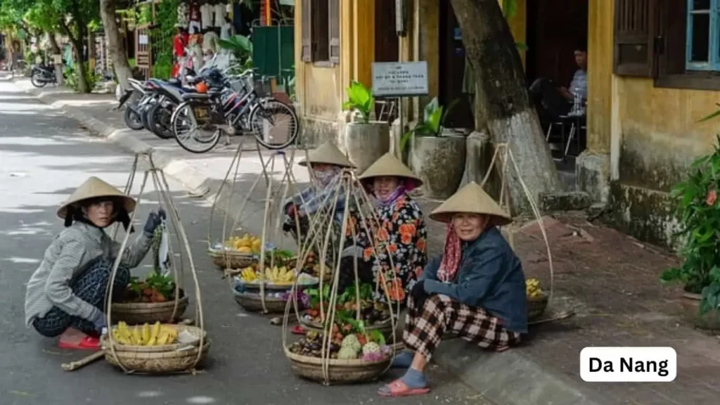 Vietnam street sellers