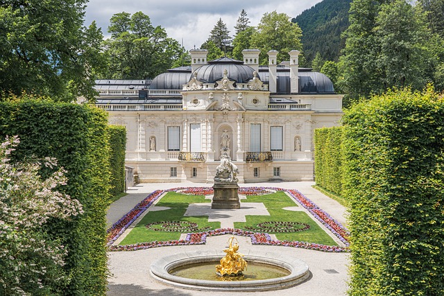 castle Linderhof day trips