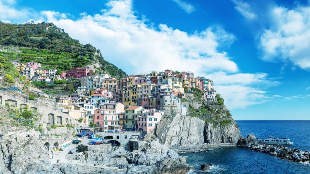 backpacking in Cinque Terre Italy