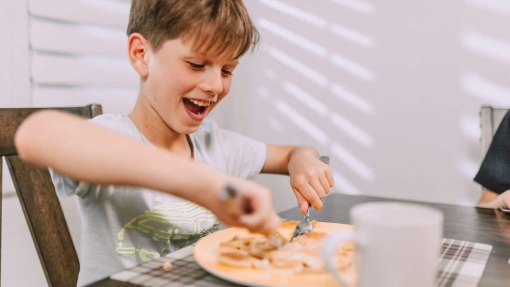 kid eating gluten free food