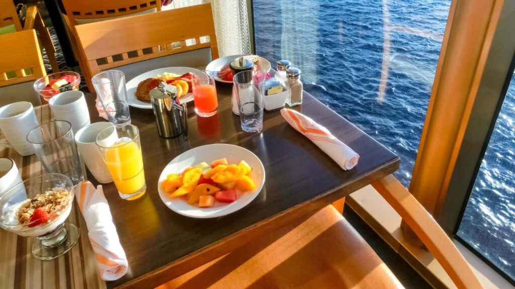 cruise line gluten free breakfast