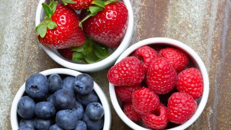 gluten free snacks - fruit bowl