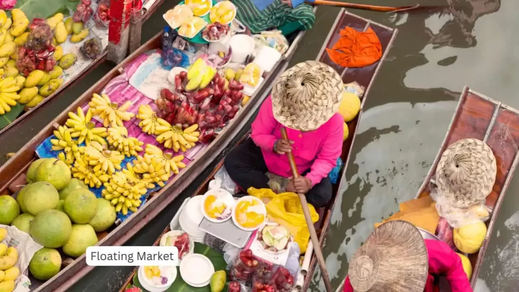 floating market in Thailand